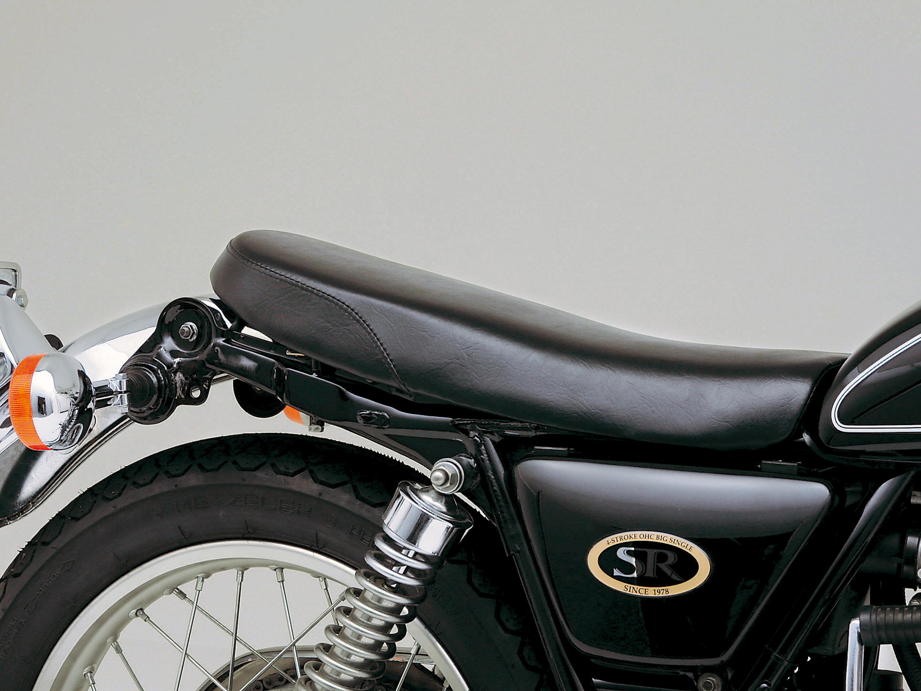 デイトナコージーシート（COMP）ショートロー シートベース付き SR400