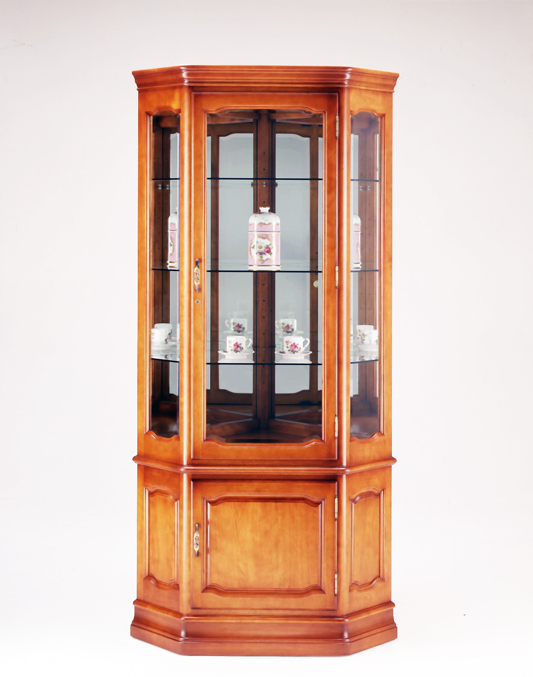 横浜元町・ダニエルオリジナル家具 「キュリオケース」・「飾り棚