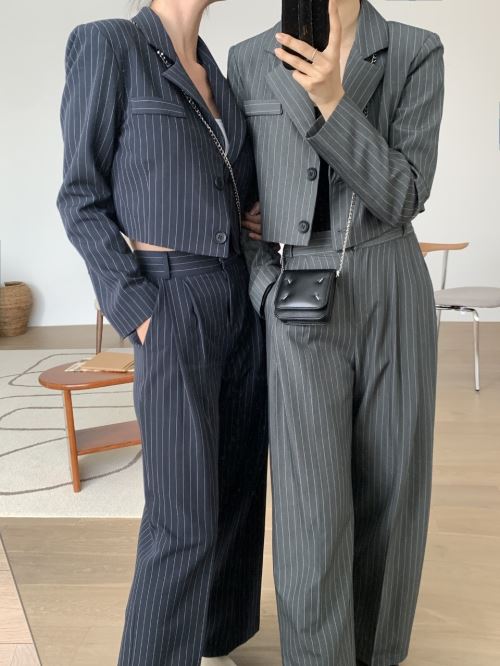 ストライプクロップドジャケット | レディースファッション通販 - DHOLIC