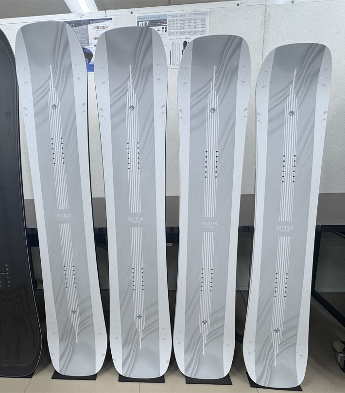 予約商品] 26-27 ライス 28 スノーボード RT7 アールティー セブン
