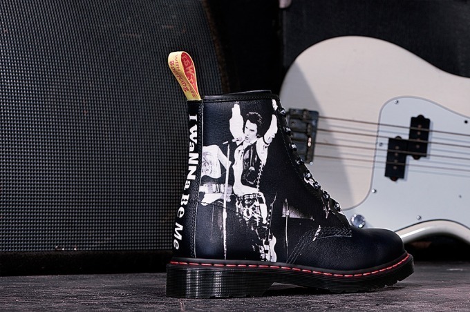 ドクターマーチン×セックス・ピストルズのブーツ、 CDジャケットに着想