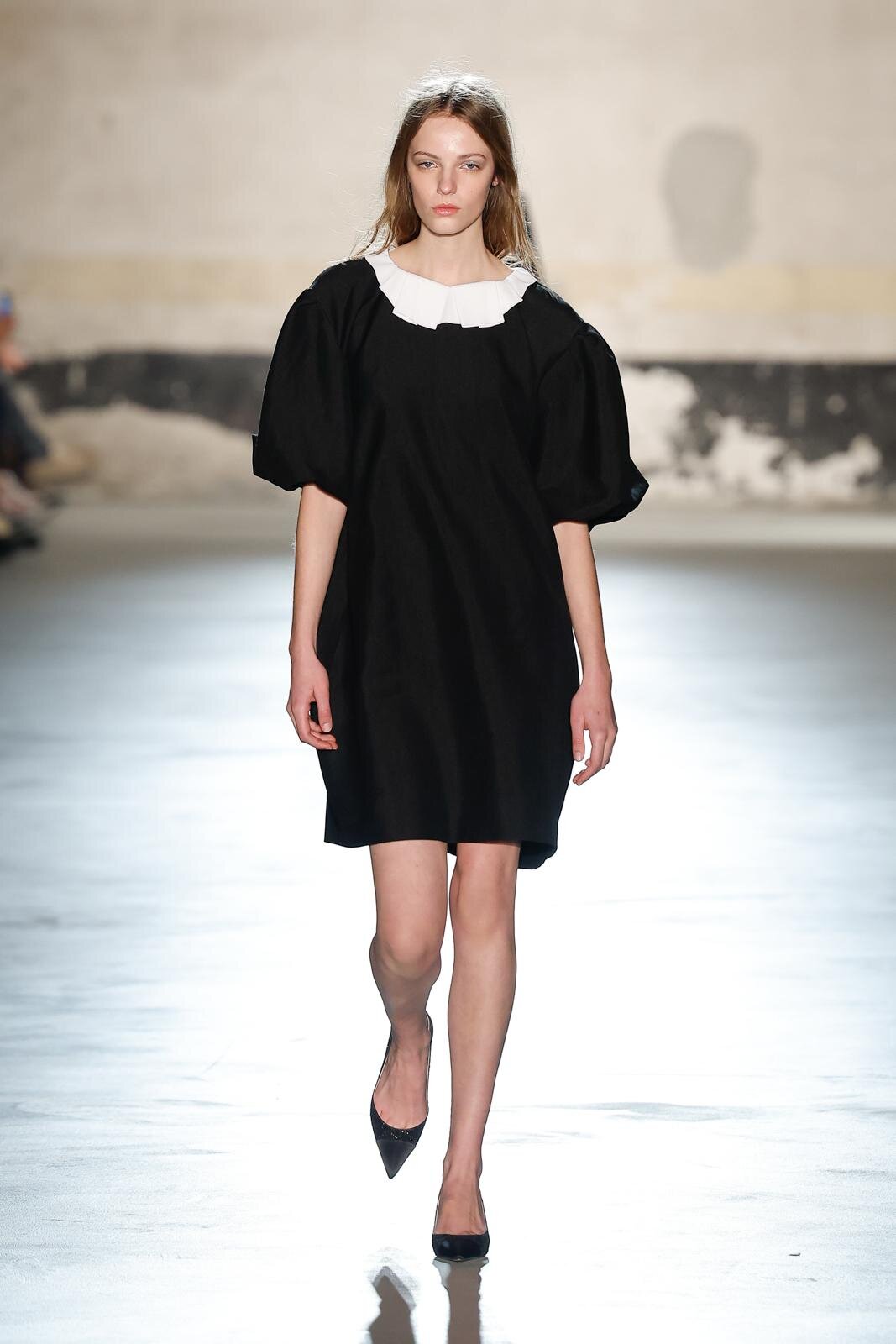 ヌメロ ヴェントゥーノ(N21) 2026-27年秋冬ウィメンズコレクション