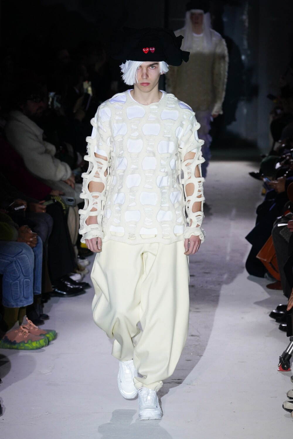 コム デ ギャルソン・オム プリュス 2024年秋冬コレクション - 理性の