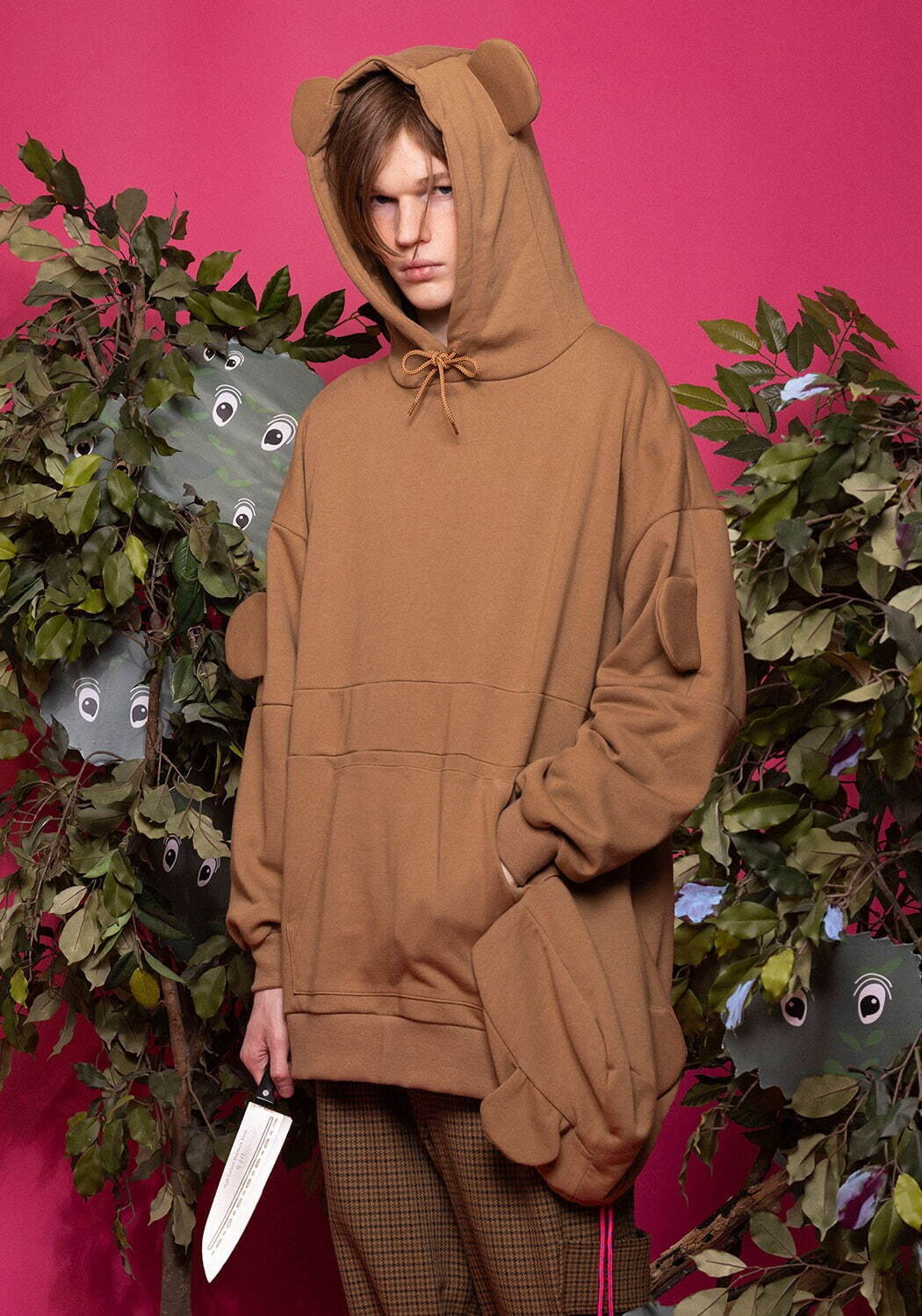 ミルクボーイ 2024年秋冬コレクション - 不思議な森の中、ホラーでパン