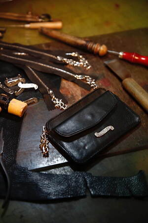 ビルウォールレザー×ヴィンテージワークスのレザーウォレット