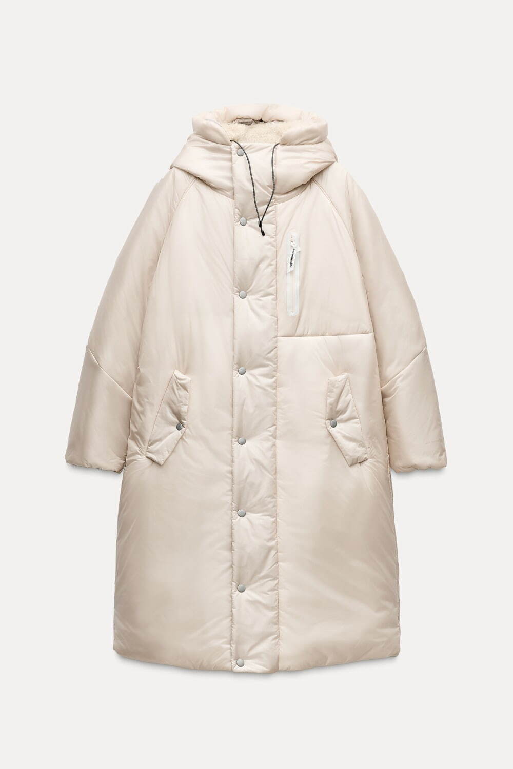 ZARA×アンドワンダー初のウィメンズウェア、中綿ロングコート＆軽量