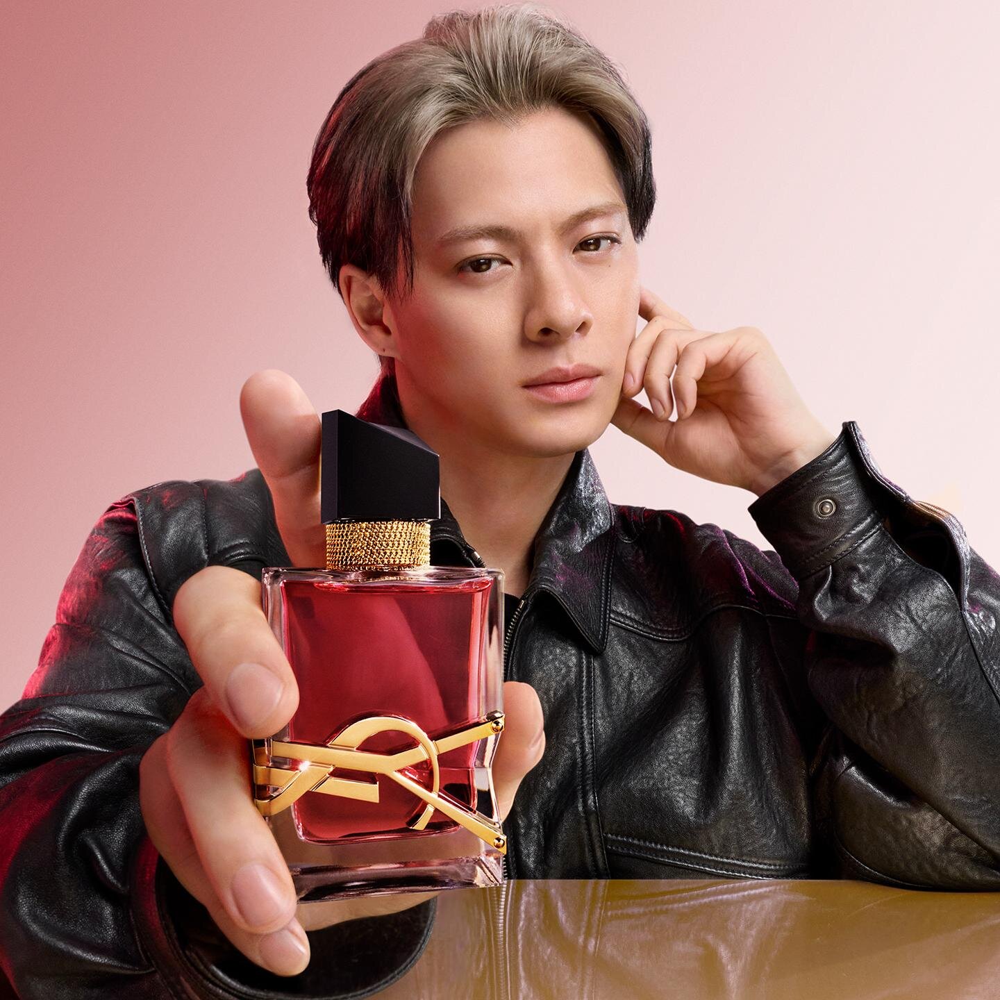 イヴ・サンローラン26年春コスメ、“甘美なラズベリー香る”「リブレ