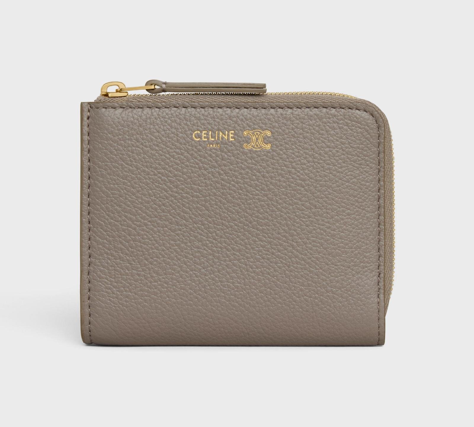 セリーヌからL字ジップの“薄型”ミニ財布 - 淡いピンクやグレージュの