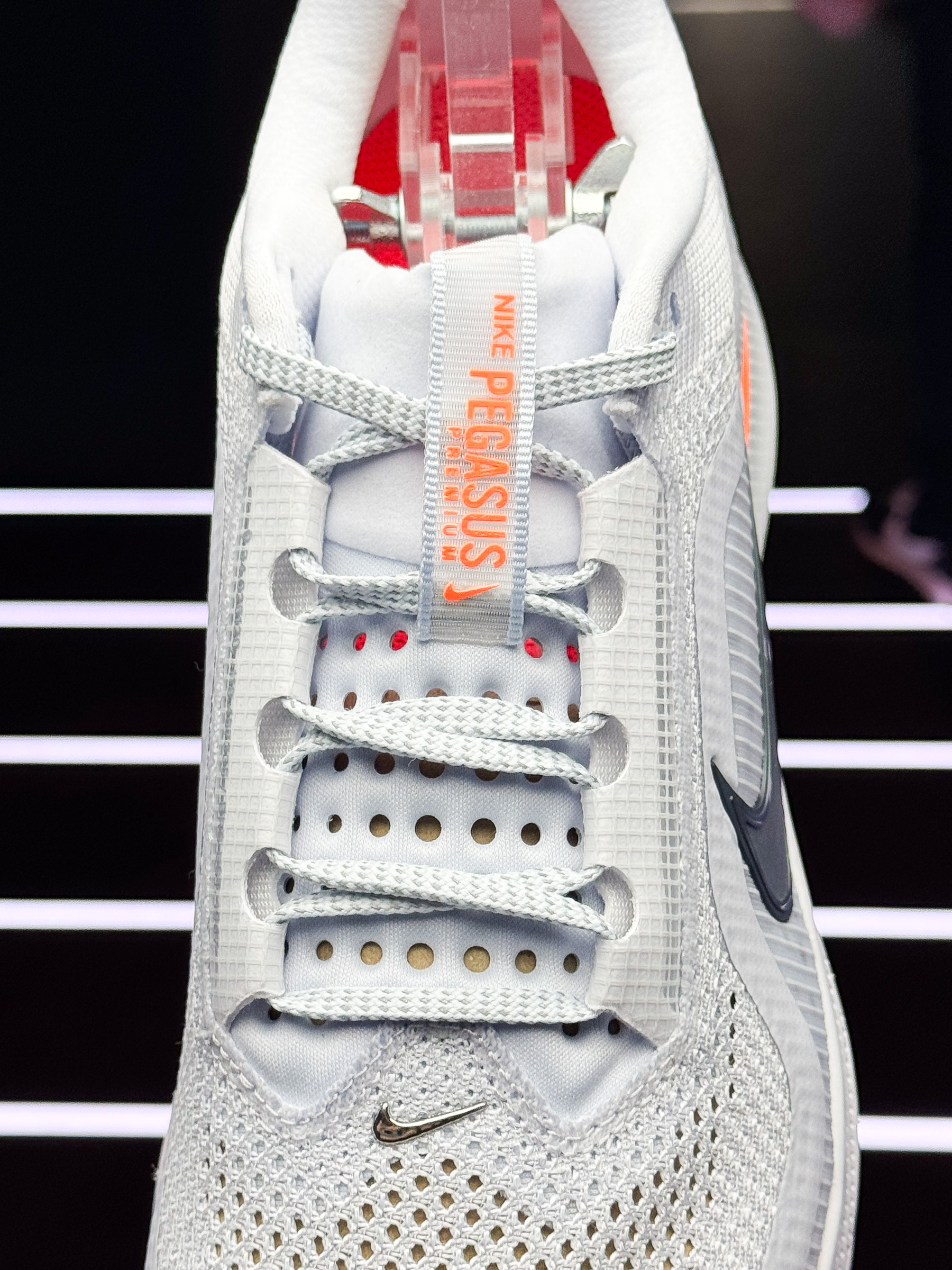 ナイキがペガサスシリーズ上位モデル「ペガサス プレミアム」を披露