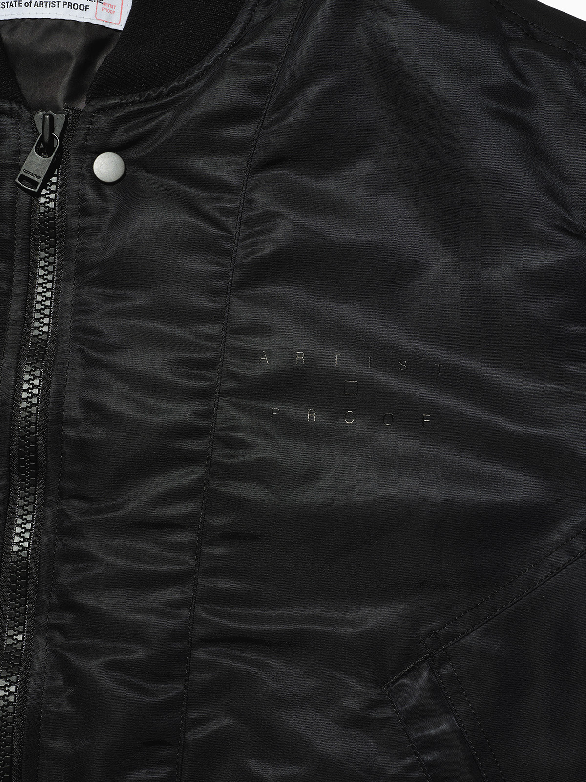 ノンネイティブがフラグメント、アーティストプルーフとトリプルコラボ