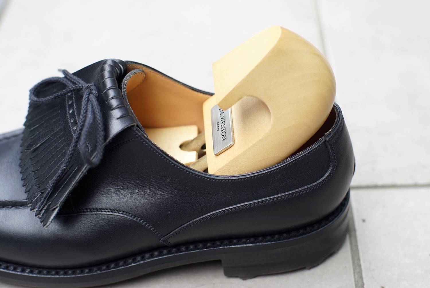 J.M.WESTONのゴルフを買うならシューツリーは純正を選ぶべき2つの理由