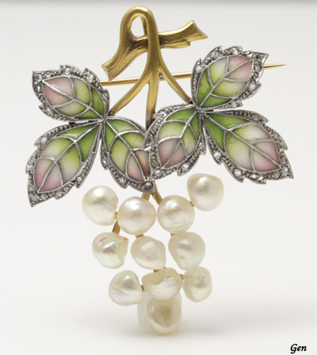 ロアンティークジュエリー