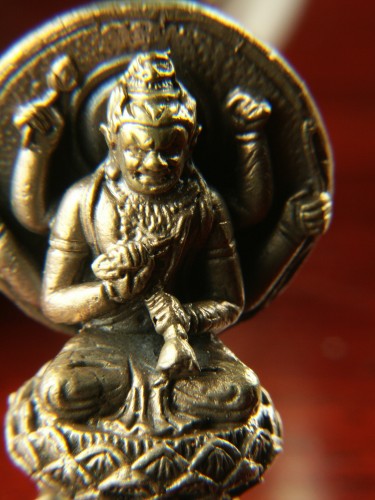 円空仏 愛染明王坐像・猫冠バージョン 空仏 愛染明王坐像・猫冠