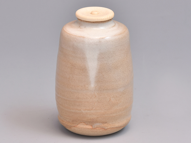 萩焼茶入 十代 三輪休雪(休和)作 共箱 | 古美術ささき