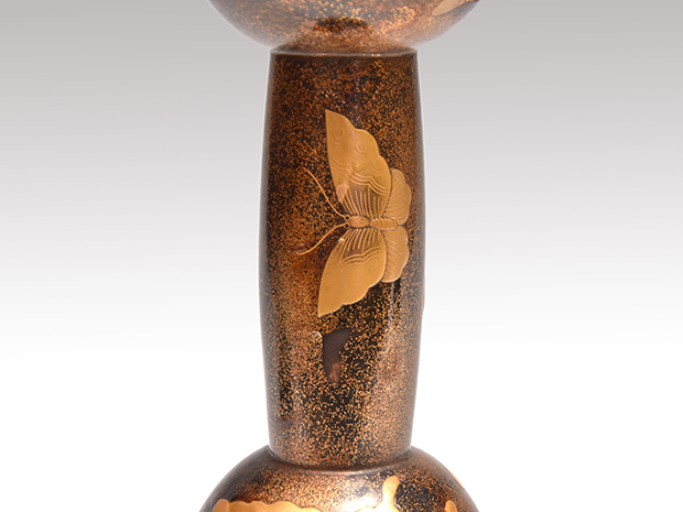 小鼓胴 梨地に蝶蒔絵 | 古美術ささき