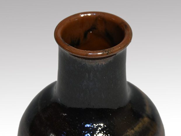 古瀬戸鶴首茶入 二代 山口錠鉄(作) 共箱 象牙蓋 仕覆（紅牙撥鏤尺文