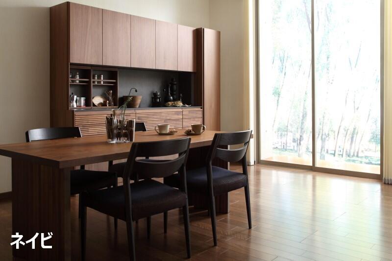 組み合わせタイプの食器棚で使いやすくカスタマイズ！おすすめカリモク