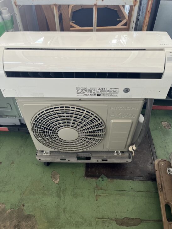 日立のエアコン RAS-AJ22L(W)をご案内に世田谷区下北沢へ ｜出張買取MAX
