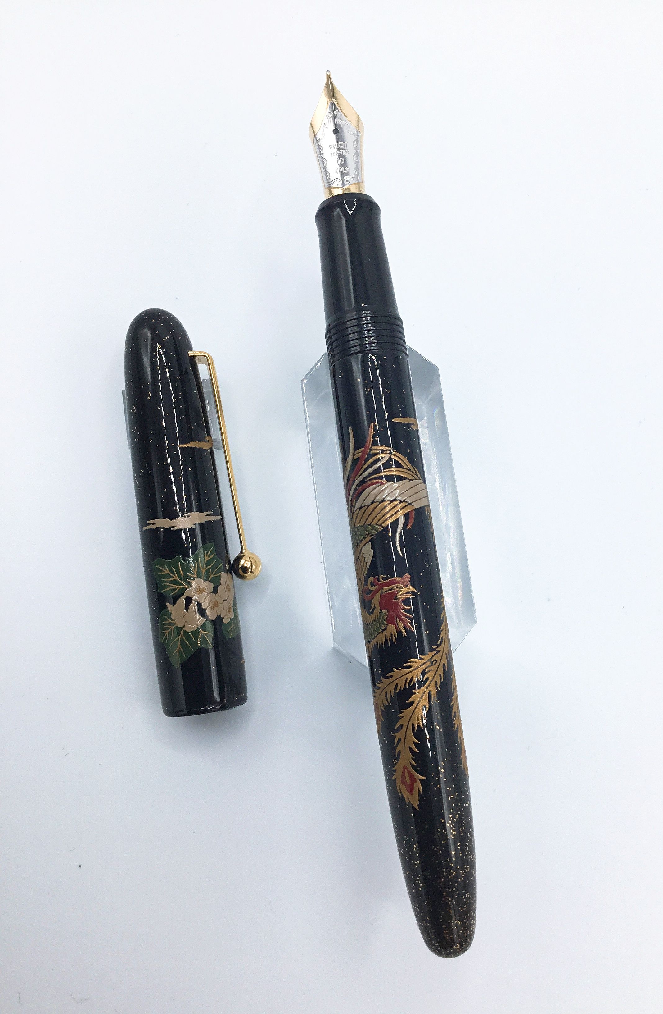 完売】 【大泉店】 世界限定800本！PILOT 天皇即位記念蒔絵万年筆
