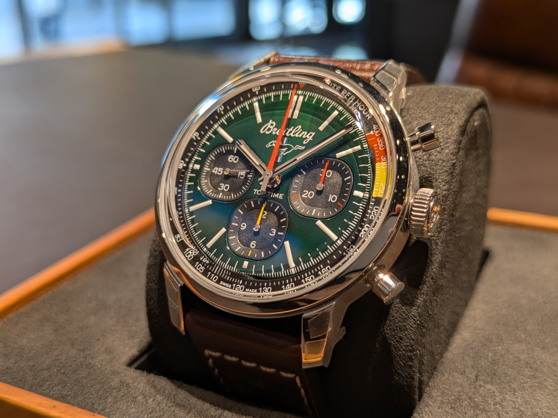 ブライトリング】名作クラシックカーとのコラボレーション！トップ