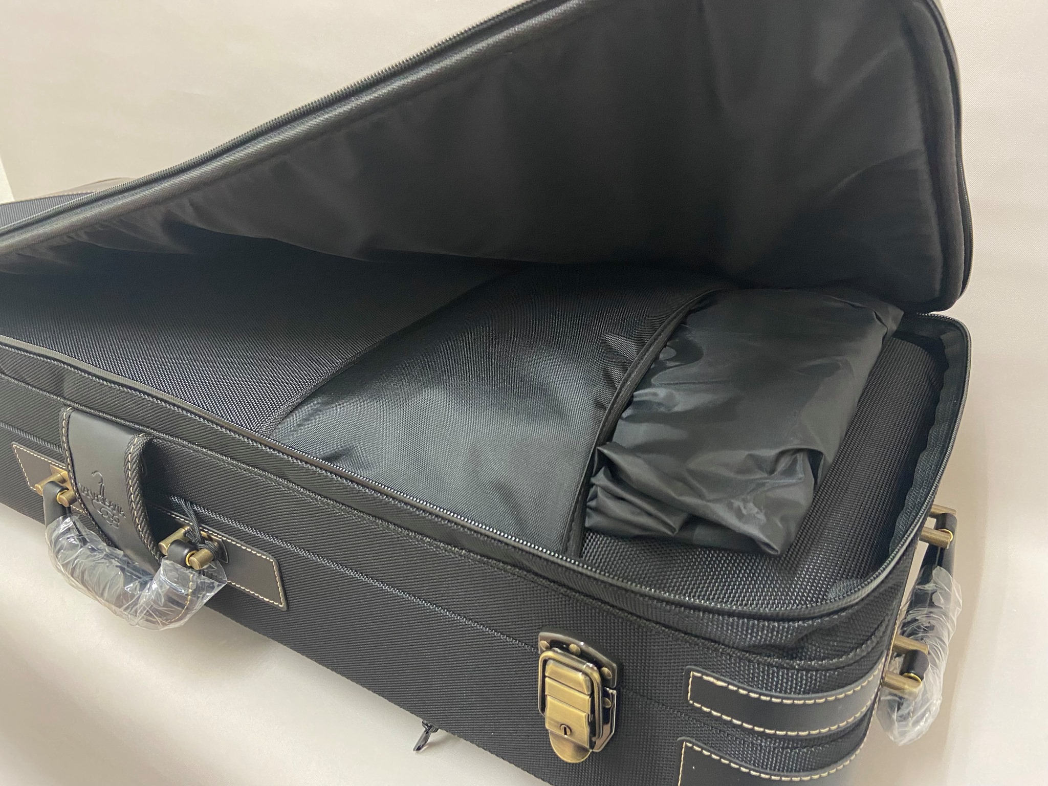 サックス ダブルケース 新製品情報!! - 管楽器専門店ダク・DAC