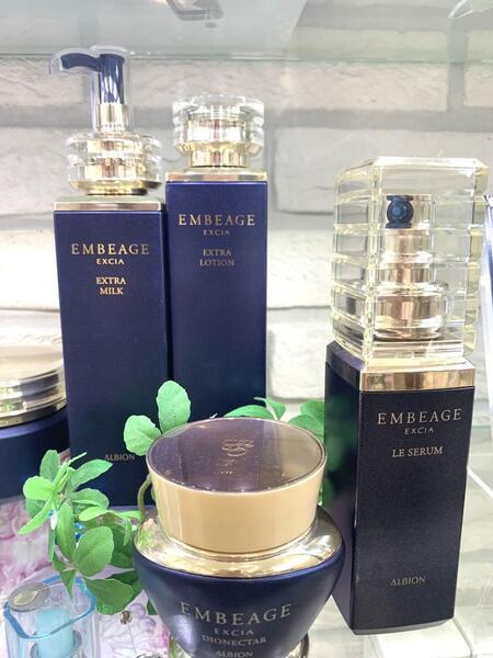 アルビオン エクシア アンベアージュ エクストラミルク｜紹介記事