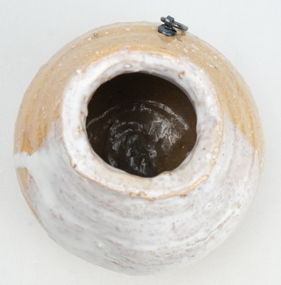 栗山園オンライン通販部 / 【出物】 萩焼掛花入 10代三輪休雪（休和）