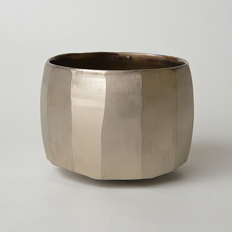2. 内田鋼一 白金彩面取茶碗 ／ UCHIDA Koichi Chawan, Platinum glaze