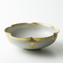 川瀬竹志 白磁刻花文鉢 | しぶや黒田陶苑