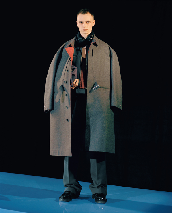 キコ・コスタディノフが手がけるマッキントッシュのプレミアムライン第