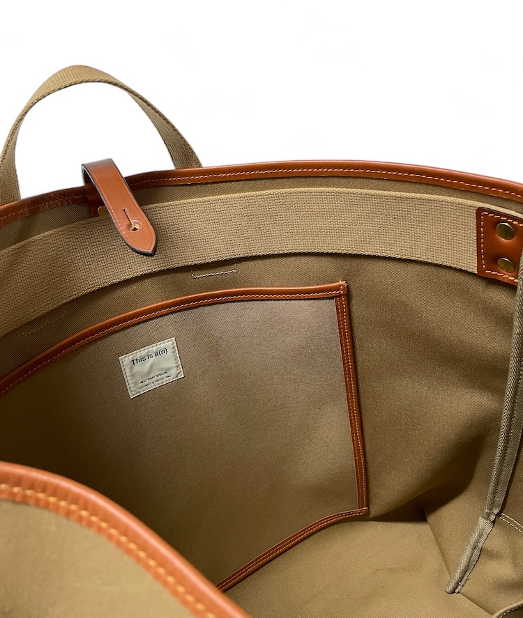 ブレディが手がけた、ミニマムで美しいディスイズアのBase Tote。その