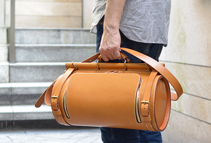 一目見て他とは違うドラム型の総革2wayショルダーバッグ / 革鞄のHERZ