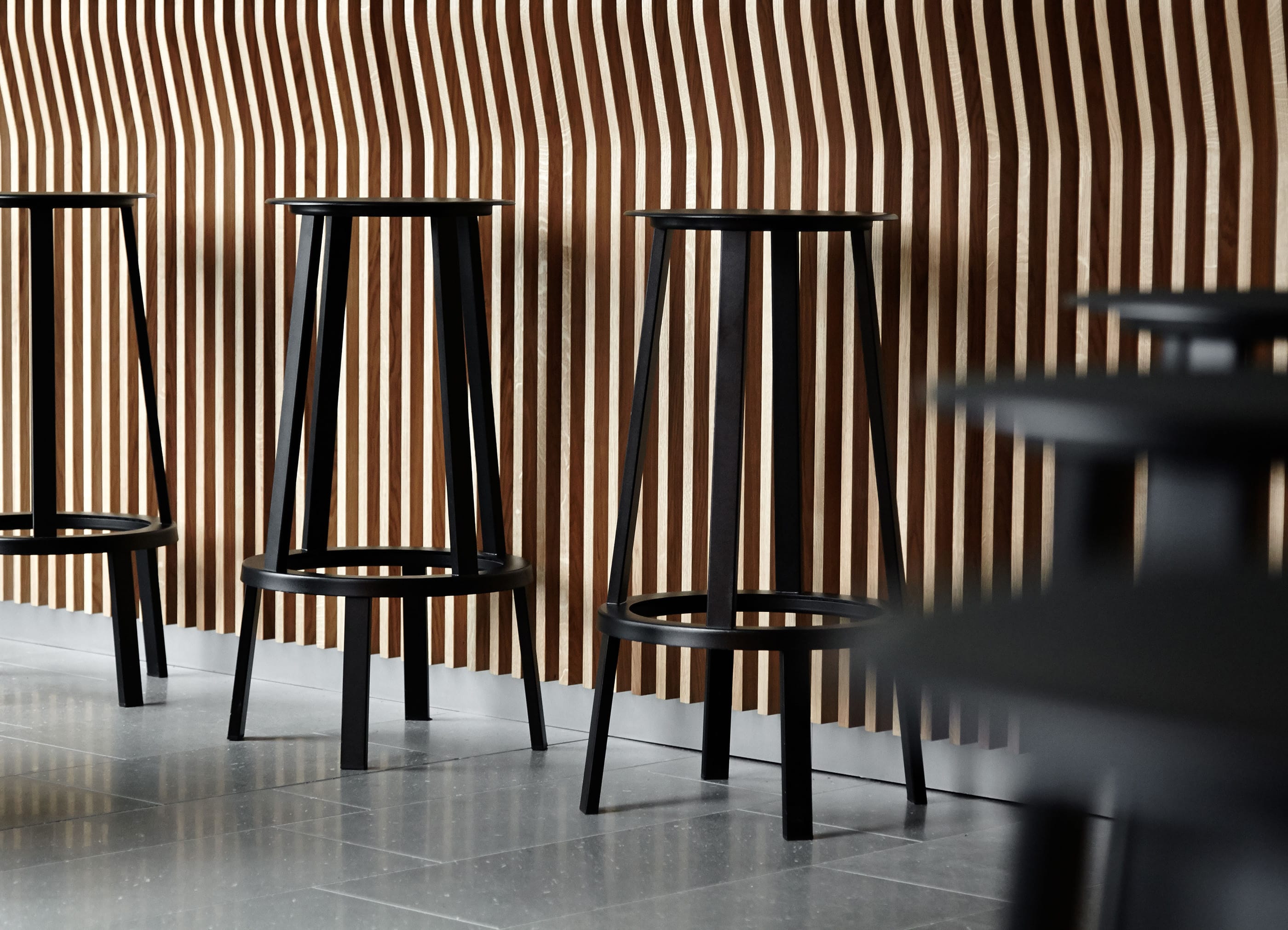 REVOLVER BAR STOOL HIGH / H76 - スツール | 【公式】HAYオンラインストア