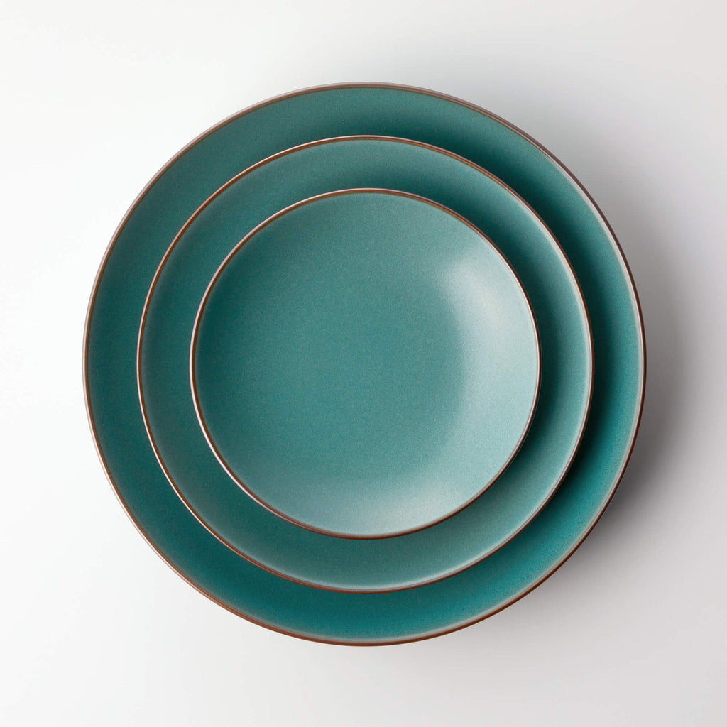 クラシック ケーキ皿 グリーンマット | 白山陶器直営オンラインストア