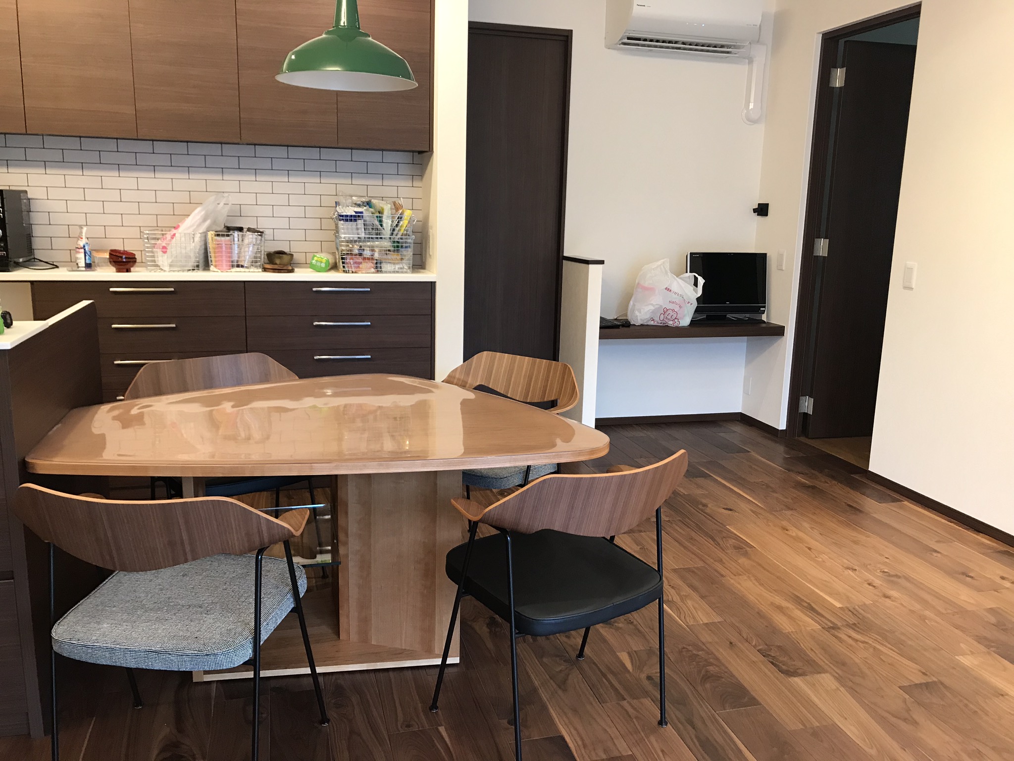 CASE 675 チェア | インテリアショップ Life