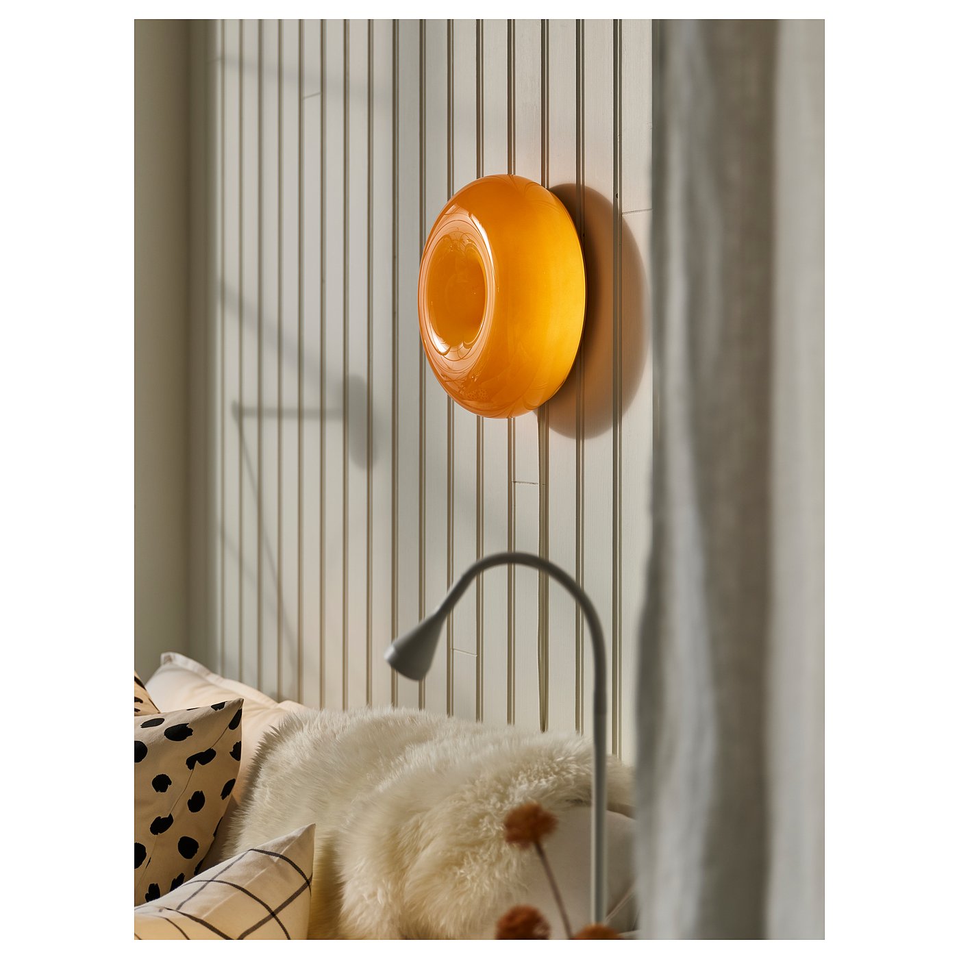VARMBLIXT LED table/wall lamp, orange glass/round, 12