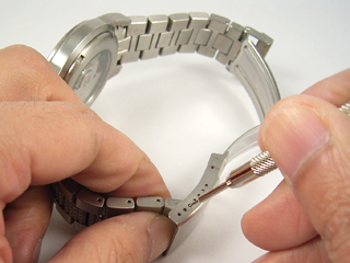 H695.325.105 ジャズマスターオートクロノ専用ステンレスベルト