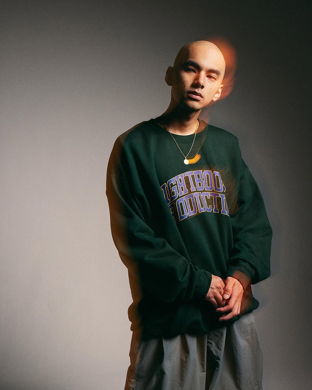 TIGHTBOOTH/COLLEGE CREW SWEAT SHIRT（Black）［クルーネック