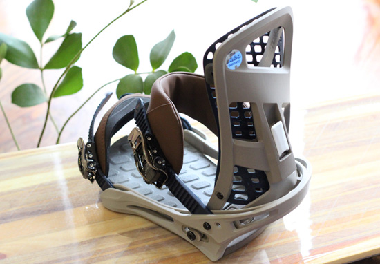 BURTON GENESIS TT 入荷☆│JAU / ジャウー | REMILLA, GOHEMP, AREth