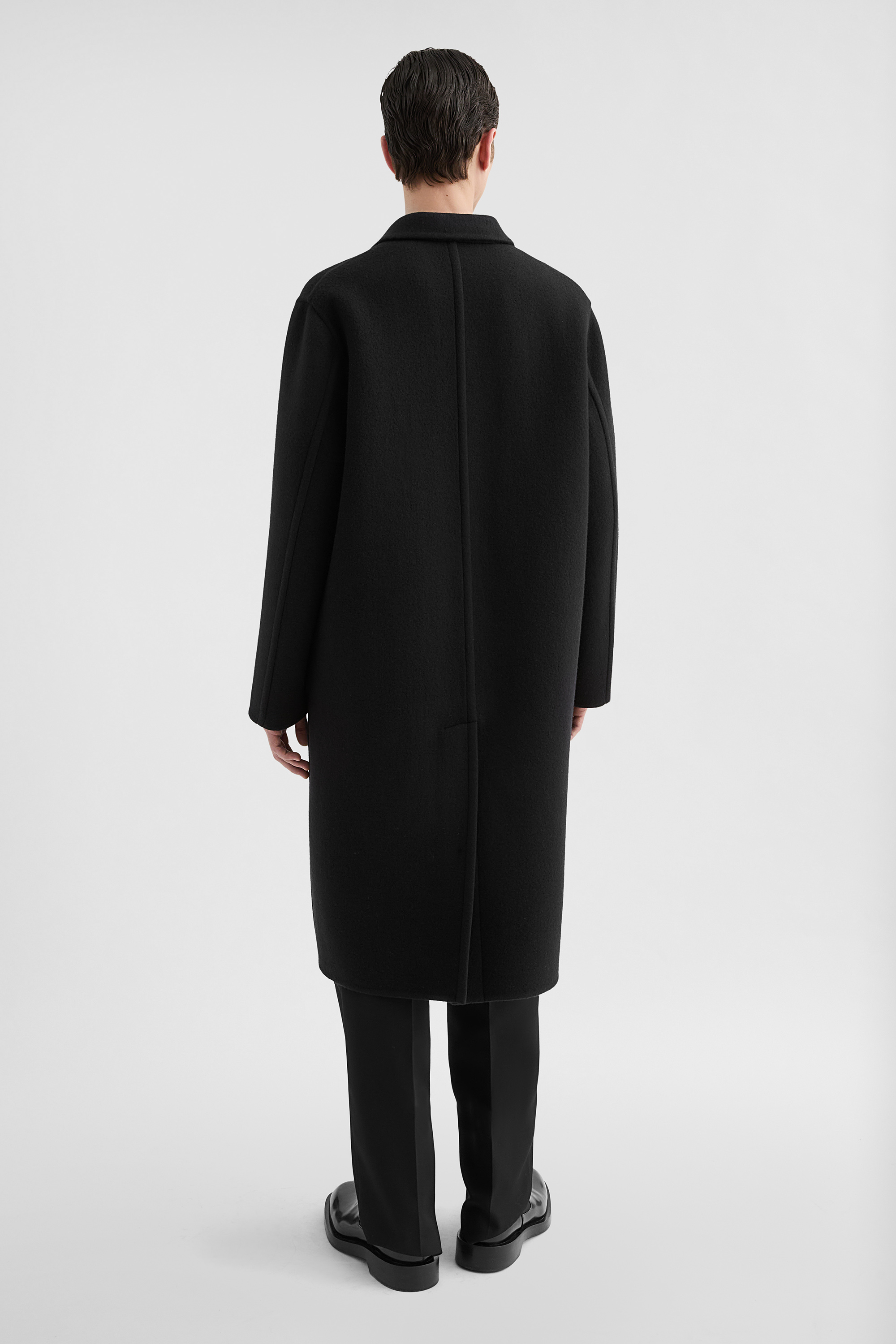 ウール コート メンズ | Jil Sander 公式オンラインストア