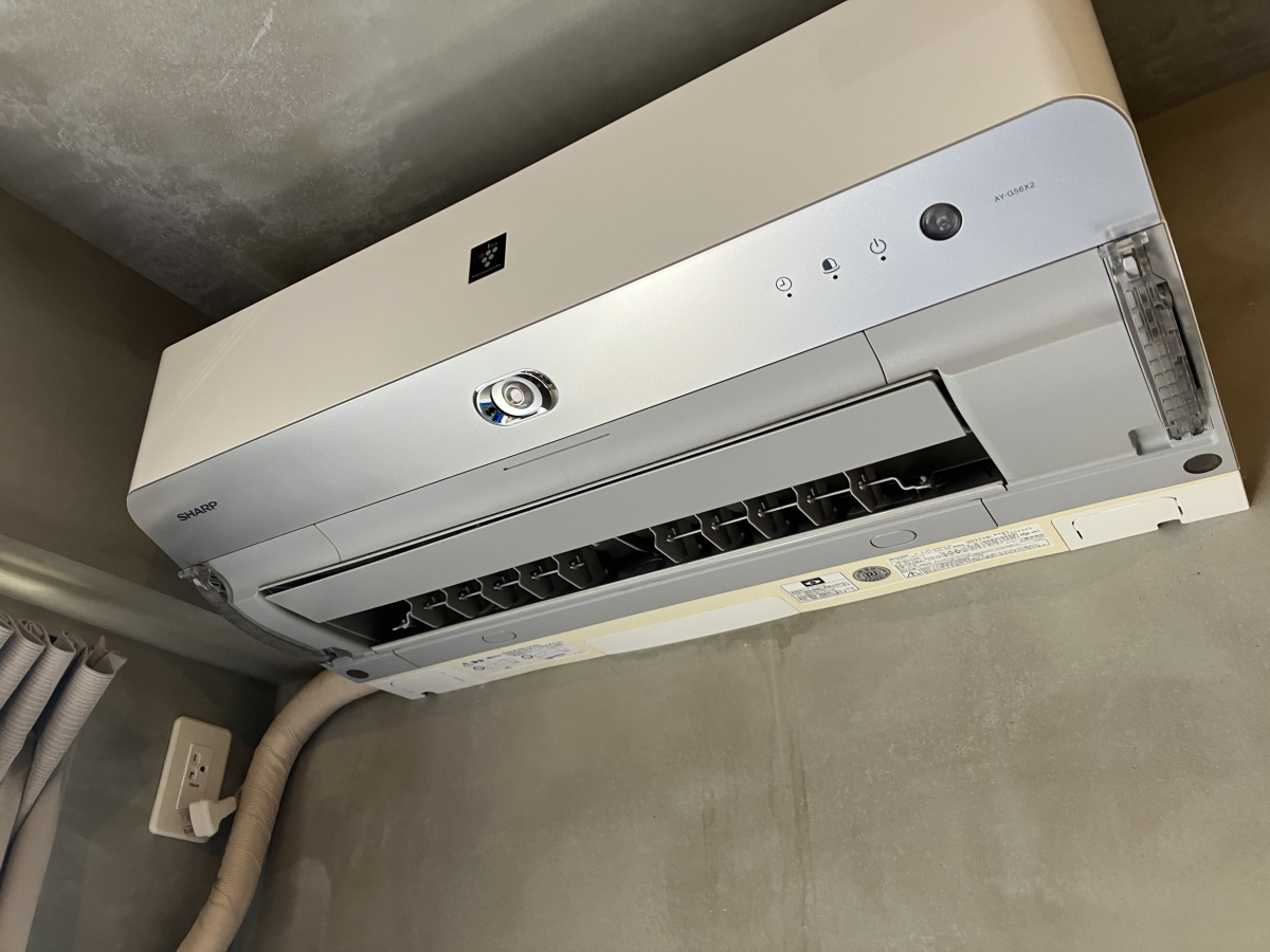 川崎登戸店／エアコンクリーニング【SHARP製 AY-G56X2】｜【おそうじ革命】