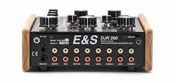 フランス生まれのハンドメイドロータリーDJミキサー、E&SのDJR200のご