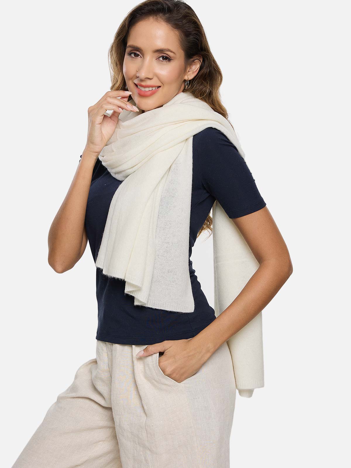 100% Cashmere Scarf | FlexKnit White Wrap | Ovcio