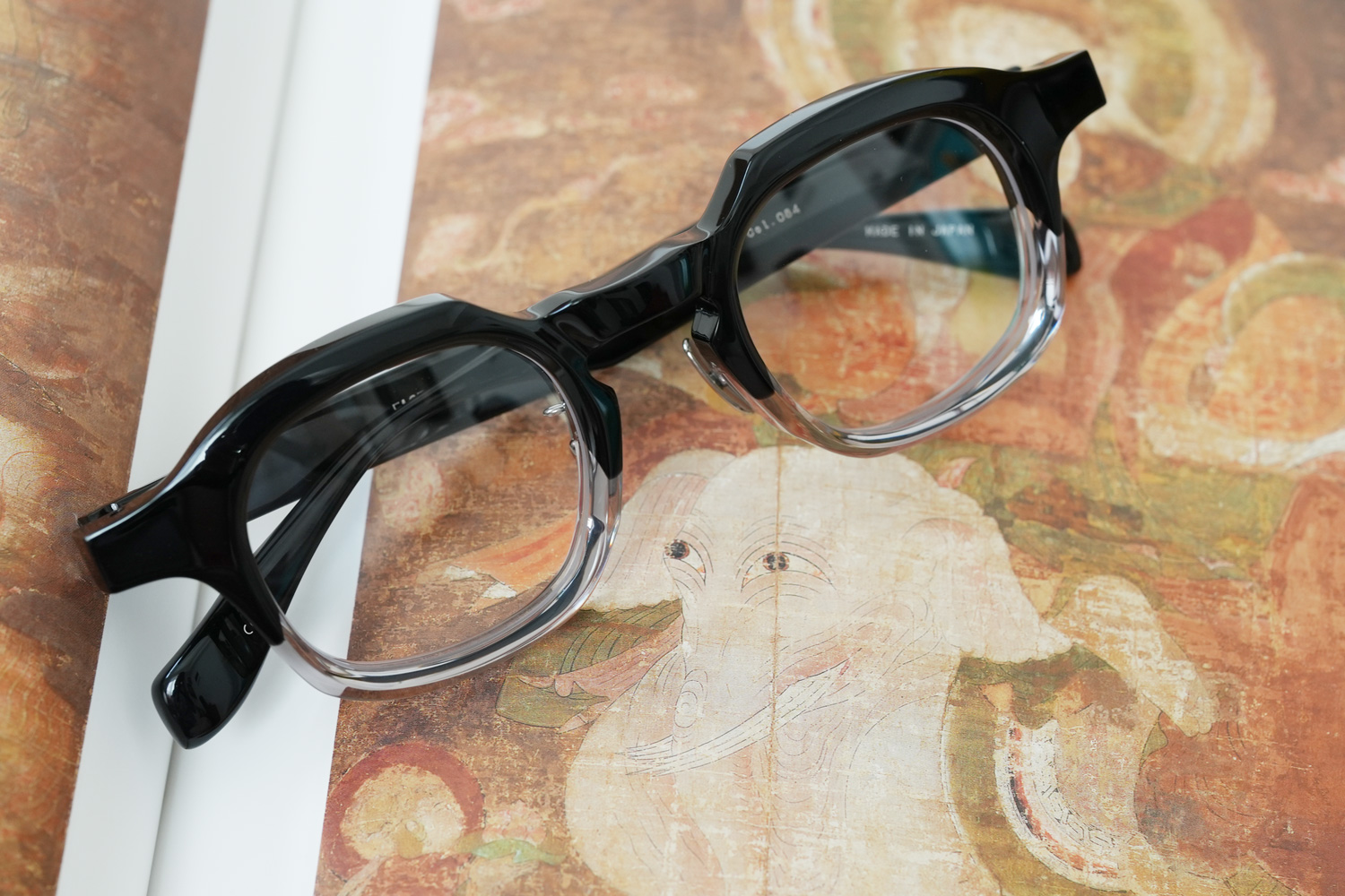 FACTORY900、ファクトリー900、ファクトリ900レトロ 銀座 東京のメガネ