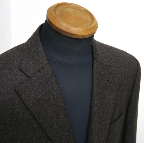 明るめネイビーのフランネルジャケット｜タイトなシングル2釦