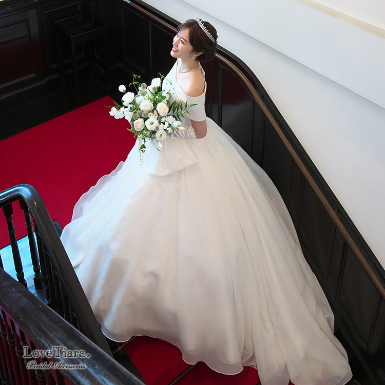 カリスタジルコニアティアラ 通信販売ブライダルウェディング通販 髪飾り