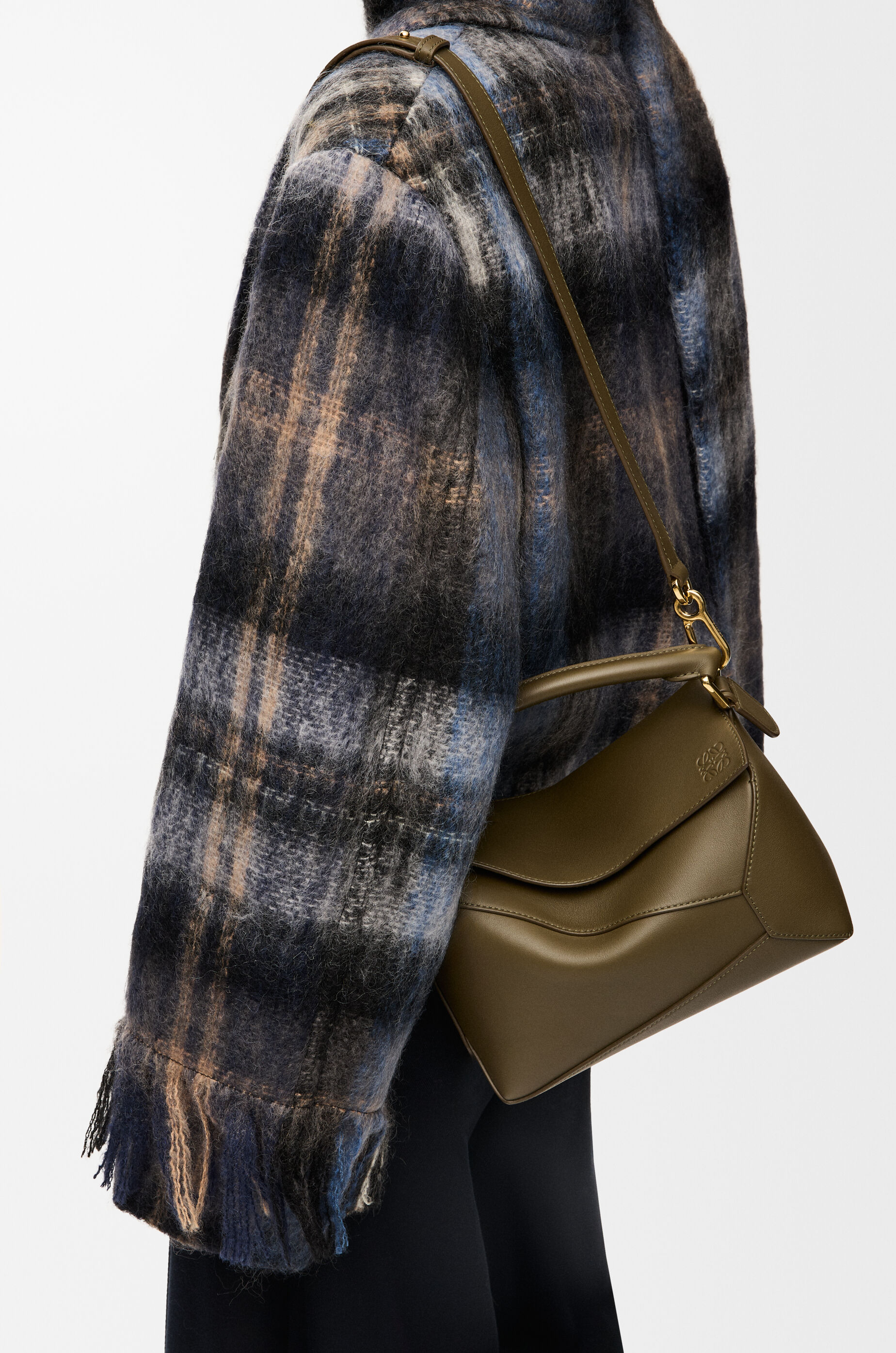 パズルバッグ スモール（クラシックカーフ） グリーン - LOEWE Japan