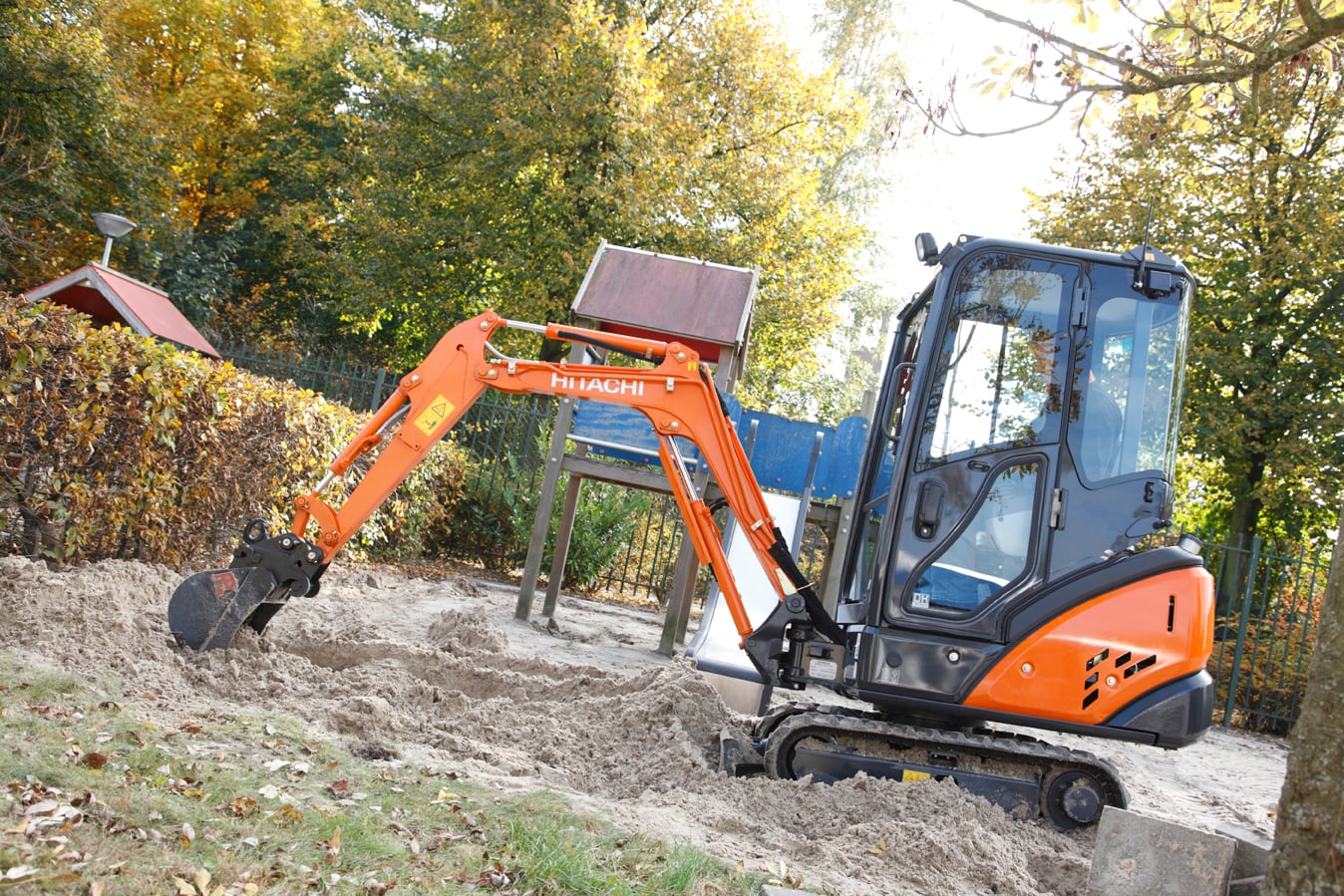 Hitachi ZX 14-3 excavator specs & dimensions (2008 - 2013
