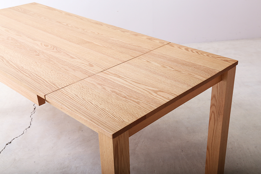 SE 伸長式無垢材ダイニングテーブル WN(ウォールナット