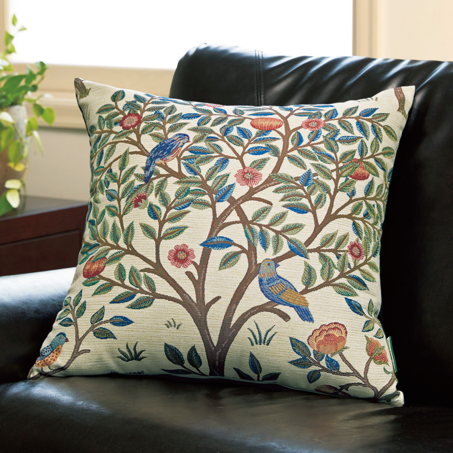 モリス デザイン スタジオ クッション／ケルムスコットツリー | ライト